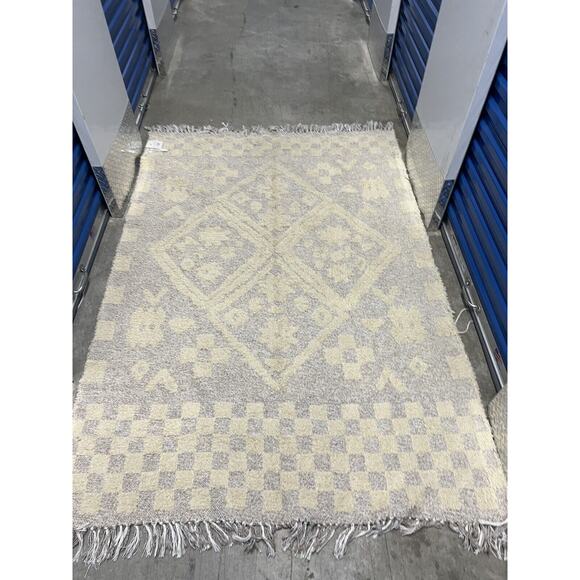 Urban Outfitters Space Dye Shag Rag Rug 5 x 7 Ft Tan - Picture 5 of 9